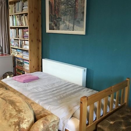 Lowri Cottage Hotel Shenstone Buitenkant foto